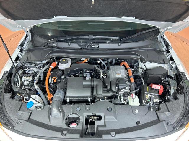 ヴェゼル ｅ：ＨＥＶ　Ｚ　禁煙　Ｈｏｎｄａ　ＣＯＮＮＥＣＴディスプレー　ＥＴＣ２．０　ワイヤレス充電器　電動リアゲート　ブラインドスポットモニター　シートヒーター　レーダークルーズ　コーナーセンサー　パドルシフト　ＬＥＤヘッド（18枚目）