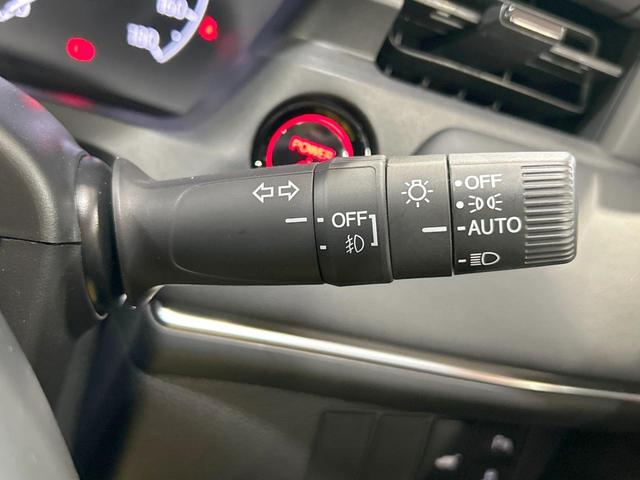 ヴェゼル ｅ：ＨＥＶ　Ｚ　禁煙　Ｈｏｎｄａ　ＣＯＮＮＥＣＴディスプレー　ＥＴＣ２．０　ワイヤレス充電器　電動リアゲート　ブラインドスポットモニター　シートヒーター　レーダークルーズ　コーナーセンサー　パドルシフト　ＬＥＤヘッド（43枚目）