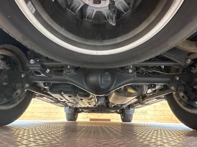 ランドクルーザープラド ＴＸ　Ｌパッケージ　マットブラックエディション　禁煙車　サンルーフ　９型ナビ　バックカメラ　レーダークルーズ　シートベンチレーション　オートマチックハイビーム　ＬＥＤヘッドライト　７人乗り　クリアランスソナー　シートヒーター　Ｂｌｕｅｔｏｏｔｈ（21枚目）