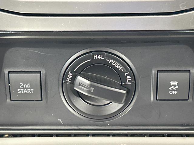 ランドクルーザープラド ＴＸ　Ｌパッケージ　マットブラックエディション　禁煙車　サンルーフ　９型ナビ　バックカメラ　レーダークルーズ　シートベンチレーション　オートマチックハイビーム　ＬＥＤヘッドライト　７人乗り　クリアランスソナー　シートヒーター　Ｂｌｕｅｔｏｏｔｈ（35枚目）