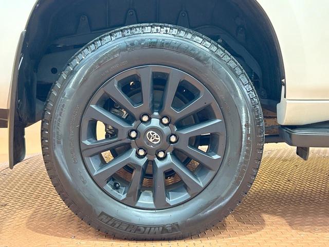ランドクルーザープラド ＴＸ　Ｌパッケージ　マットブラックエディション　禁煙車　サンルーフ　９型ナビ　バックカメラ　レーダークルーズ　シートベンチレーション　オートマチックハイビーム　ＬＥＤヘッドライト　７人乗り　クリアランスソナー　シートヒーター　Ｂｌｕｅｔｏｏｔｈ（54枚目）