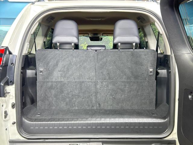 ランドクルーザープラド ＴＸ　Ｌパッケージ　マットブラックエディション　禁煙車　サンルーフ　９型ナビ　バックカメラ　レーダークルーズ　シートベンチレーション　オートマチックハイビーム　ＬＥＤヘッドライト　７人乗り　クリアランスソナー　シートヒーター　Ｂｌｕｅｔｏｏｔｈ（72枚目）