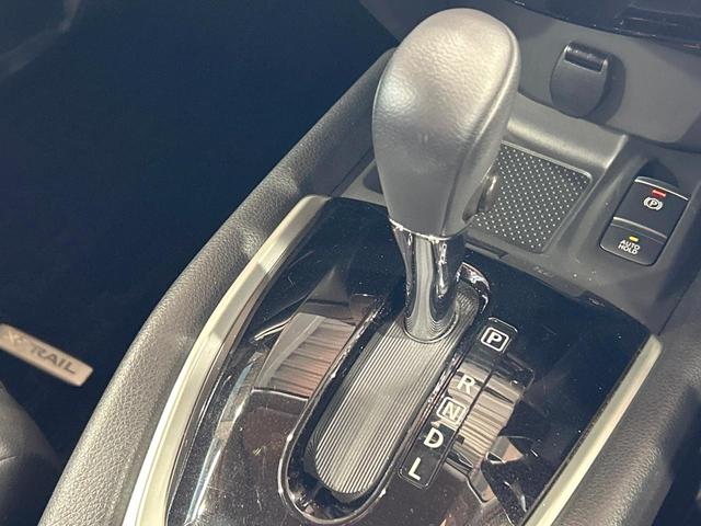 エクストレイル ２０Ｘｉ　禁煙車　プロパイロット　全周囲カメラ　ルーフレール　純正９型ナビ　デジタルインナーミラー　クリアランスソナー　電動リアゲート　ＬＥＤヘッドライト　純正１８インチＡＷ　オートブレーキホールド　ＥＴＣ（34枚目）