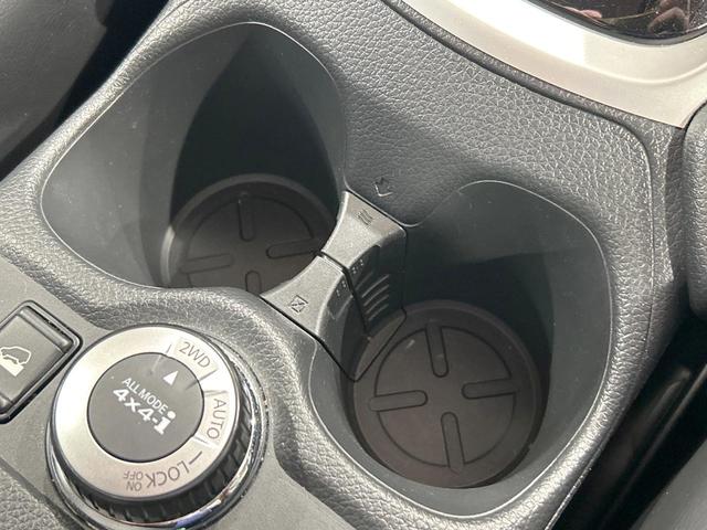 エクストレイル ２０Ｘｉ　禁煙車　プロパイロット　全周囲カメラ　ルーフレール　純正９型ナビ　デジタルインナーミラー　クリアランスソナー　電動リアゲート　ＬＥＤヘッドライト　純正１８インチＡＷ　オートブレーキホールド　ＥＴＣ（35枚目）