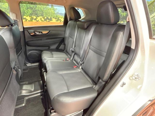 エクストレイル ２０Ｘｉ　禁煙車　プロパイロット　全周囲カメラ　ルーフレール　純正９型ナビ　デジタルインナーミラー　クリアランスソナー　電動リアゲート　ＬＥＤヘッドライト　純正１８インチＡＷ　オートブレーキホールド　ＥＴＣ（41枚目）