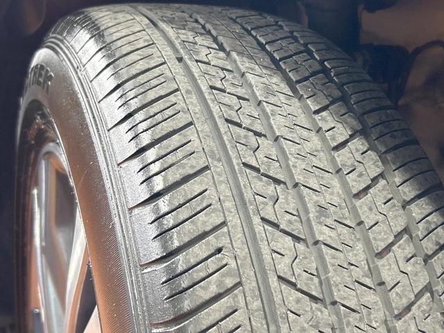 エクストレイル ２０Ｘｉ　禁煙車　プロパイロット　全周囲カメラ　ルーフレール　純正９型ナビ　デジタルインナーミラー　クリアランスソナー　電動リアゲート　ＬＥＤヘッドライト　純正１８インチＡＷ　オートブレーキホールド　ＥＴＣ（49枚目）