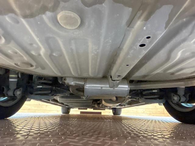 ヴォクシー ＺＳ　煌ＩＩ　禁煙車　後席モニター　両側電動ドア　１０型ナビ　トヨタセーフティセンス　ＬＥＤヘッドライト　純正１６インチアルミホイール　オートマチックハイビーム　ウォークスルー　Ｂｌｕｅｔｏｏｔｈ再生　ＥＴＣ（20枚目）