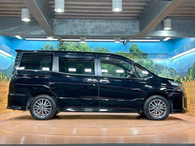 ヴォクシー ＺＳ　煌ＩＩ　禁煙車　後席モニター　両側電動ドア　１０型ナビ　トヨタセーフティセンス　ＬＥＤヘッドライト　純正１６インチアルミホイール　オートマチックハイビーム　ウォークスルー　Ｂｌｕｅｔｏｏｔｈ再生　ＥＴＣ（25枚目）