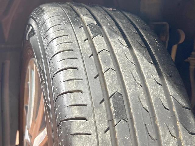 ヴォクシー ＺＳ　煌ＩＩ　禁煙車　後席モニター　両側電動ドア　１０型ナビ　トヨタセーフティセンス　ＬＥＤヘッドライト　純正１６インチアルミホイール　オートマチックハイビーム　ウォークスルー　Ｂｌｕｅｔｏｏｔｈ再生　ＥＴＣ（27枚目）