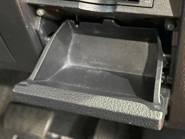 ヴォクシー ＺＳ　煌ＩＩ　禁煙車　後席モニター　両側電動ドア　１０型ナビ　トヨタセーフティセンス　ＬＥＤヘッドライト　純正１６インチアルミホイール　オートマチックハイビーム　ウォークスルー　Ｂｌｕｅｔｏｏｔｈ再生　ＥＴＣ（44枚目）