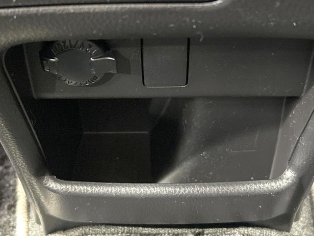 ヴォクシー ＺＳ　煌ＩＩ　禁煙車　後席モニター　両側電動ドア　１０型ナビ　トヨタセーフティセンス　ＬＥＤヘッドライト　純正１６インチアルミホイール　オートマチックハイビーム　ウォークスルー　Ｂｌｕｅｔｏｏｔｈ再生　ＥＴＣ（56枚目）