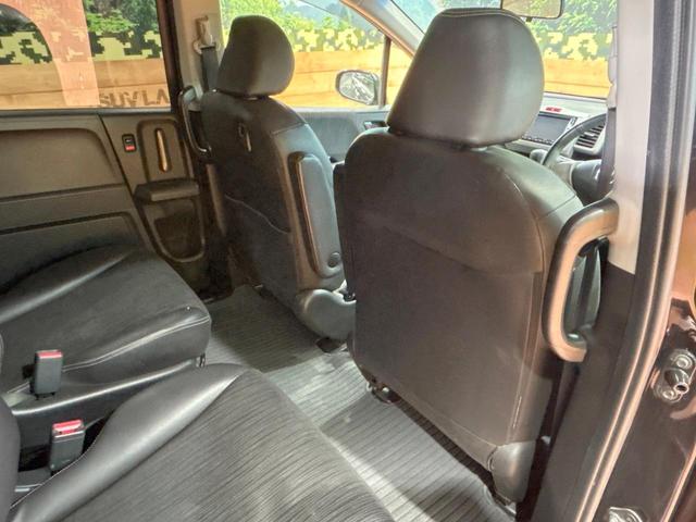 フリードハイブリッド ジャストセレクション 禁煙車 両側電動ドア SDナビ クルーズコントロール バックカメラ 純正15インチアルミホイール ETC オートエアコン アイドリングストップ スマートキー オートライト ウォークスルー(53枚目)