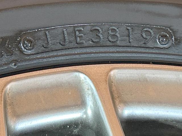 ヴォクシー ハイブリッドＺＳ　煌ＩＩ　禁煙車　後席モニター　両側電動ドア　純正１０型ナビ　トヨタセーフティセンス　クリアランスソナー　クルーズコントロール　ＬＥＤヘッドライト　シートヒーター　純正１６インチＡＷ　ＬＥＤフォグ　ＥＴＣ（58枚目）