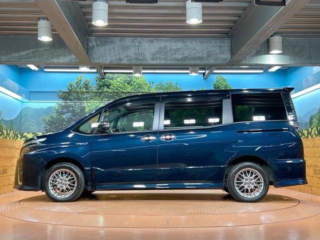 ヴォクシー ハイブリッドＺＳ　煌ＩＩ　禁煙車　後席モニター　両側電動ドア　純正１０型ナビ　トヨタセーフティセンス　クリアランスソナー　クルーズコントロール　ＬＥＤヘッドライト　シートヒーター　純正１６インチＡＷ　ＬＥＤフォグ　ＥＴＣ（63枚目）