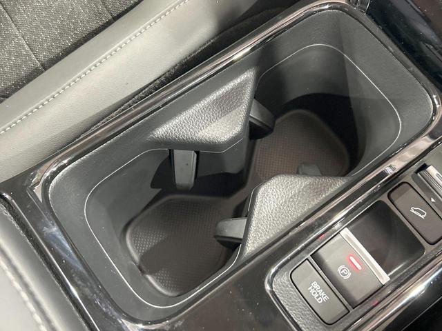 ヴェゼル e:HEV Z 禁煙車 9型ナビ フルセグ 全周囲カメラ ブラインドスポットモニター レーダークルーズ 電動リアゲート クリアランスソナー シートヒーター オートマチックハイビーム LEDヘッドライト ETC(38枚目)