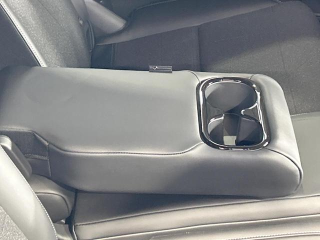 ヴェゼル e:HEV Z 禁煙車 9型ナビ フルセグ 全周囲カメラ ブラインドスポットモニター レーダークルーズ 電動リアゲート クリアランスソナー シートヒーター オートマチックハイビーム LEDヘッドライト ETC(42枚目)