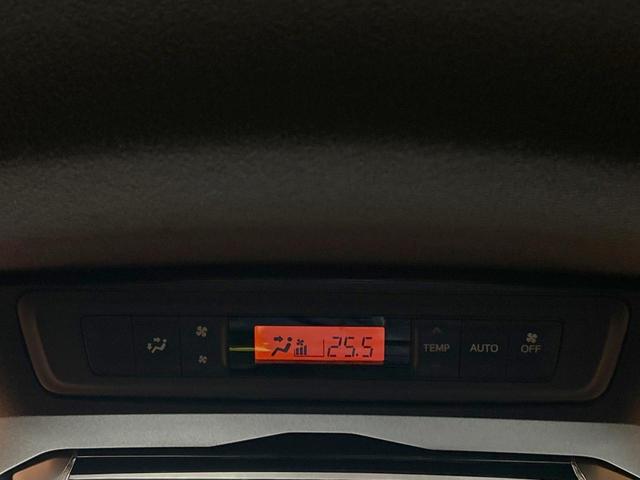 ノア Ｓｉ　ダブルバイビー　禁煙車　フリップダウン　モデリスタ　両側電動スライドドア　１１型ナビ　トヨタセーフティセンス　クルコンクリアランスソナー　Ｂｌｕｅｔｏｏｔｈ　ＬＥＤヘッドライト　ハーフレザー　スマートキー　　ＥＴＣ（39枚目）