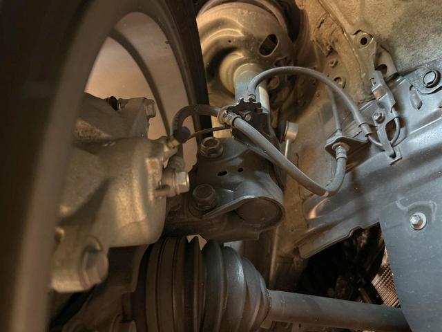 ＲＡＶ４ Ｇ　禁煙車　ムーンルーフ　全周囲カメラ　１０型ディスプレイオーディオ　ルーフレール　トヨタセーフティセンス　クリアランスソナー　電動リアゲート　レーダークルーズ　ＬＥＤヘッドライト　メモリーパワーシート（51枚目）