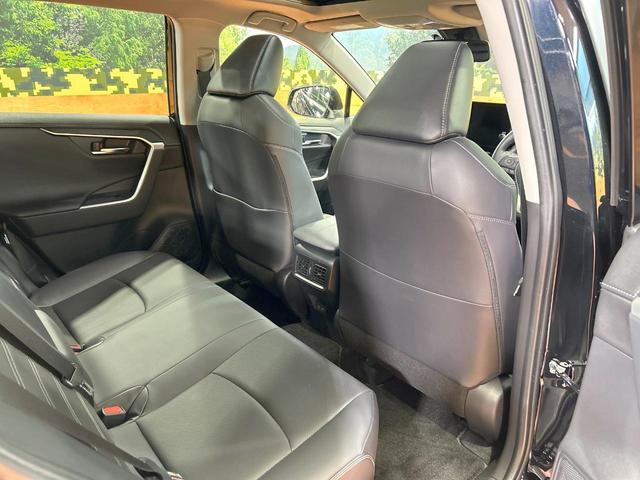ＲＡＶ４ Ｇ　禁煙車　ムーンルーフ　全周囲カメラ　１０型ディスプレイオーディオ　ルーフレール　トヨタセーフティセンス　クリアランスソナー　電動リアゲート　レーダークルーズ　ＬＥＤヘッドライト　メモリーパワーシート（53枚目）