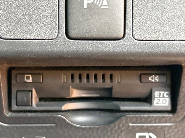 ルーミー カスタムG-T 禁煙車 両側電動スライドドア 純正9型ナビ 全周囲カメラ スマートアシスト レーダークルーズ Bluetooth再生 フルセグ LEDヘッドライト ETC レーンアシスト 純正15インチアルミ(7枚目)