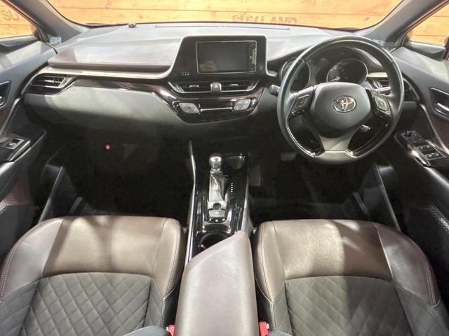 C-HR G 禁煙車 SDナビ ブラインドスポットモニター トヨタセーフティセンス クリアランスソナー レーダークルーズ バックカメラ シートヒーター 純正18インチAW オートエアコン Bluetooth再生(2枚目)