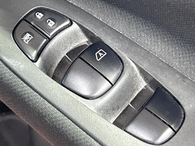 セレナ ハイウェイスター Vセレ+セーフティII SHV 禁煙車 両側電動スライドドア 全周囲カメラ クリアランスソナー クルーズコントロール スマートキー LEDヘッド 純正16インチアルミ 車線逸脱警報 オートライト オートエアコン ビルトインETC(22枚目)