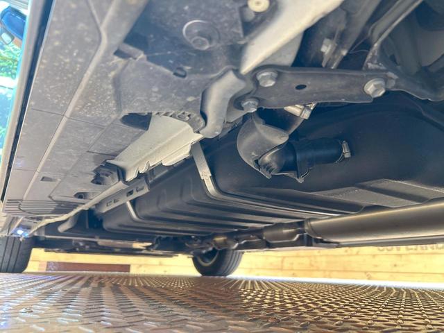 ノア Ｓ－Ｇ　禁煙車　純正１０．５インチナビ　両側電動ドア　ユニバーサルステップ　セーフティセンス　ＬＥＤヘッド＆フォグ　バックカメラ　ＥＴＣ　フルセグ　純正１６インチアルミホイール　電動パーキングブレーキ（59枚目）