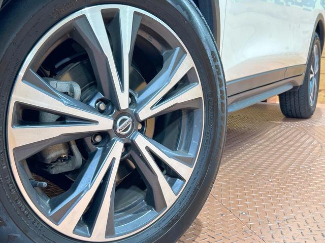 エクストレイル 20Xi 禁煙車 デジタルインナーミラー 全周囲カメラ プロパイロット 純正ナビ Bluetooth再生 フルセグ LEDヘッドライト ルーフレール ETC エマージェンシーブレーキ 純正アルミ(13枚目)