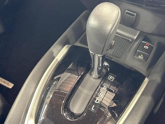 エクストレイル 20Xi 禁煙車 デジタルインナーミラー 全周囲カメラ プロパイロット 純正ナビ Bluetooth再生 フルセグ LEDヘッドライト ルーフレール ETC エマージェンシーブレーキ 純正アルミ(31枚目)