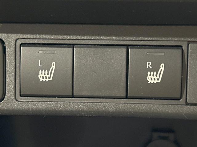 ヤリスクロス Ｚ　禁煙車　純正８型ナビ　全周囲カメラ　トヨタセーフティセンス　レーダークルーズ　クリアランスソナー　ハーフレザーシート　シートヒーター　パワーシート　ＬＥＤヘッドライト　オートハイビーム　ＥＴＣ（5枚目）