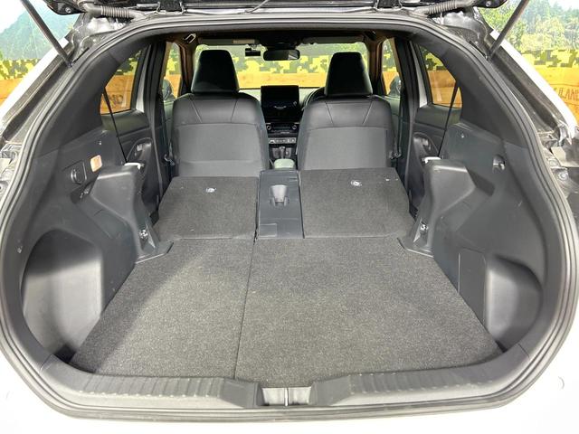 ヤリスクロス Ｚ　禁煙車　純正８型ナビ　全周囲カメラ　トヨタセーフティセンス　レーダークルーズ　クリアランスソナー　ハーフレザーシート　シートヒーター　パワーシート　ＬＥＤヘッドライト　オートハイビーム　ＥＴＣ（11枚目）