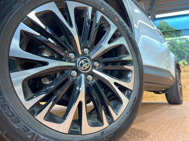 ヤリスクロス Ｚ　禁煙車　純正８型ナビ　全周囲カメラ　トヨタセーフティセンス　レーダークルーズ　クリアランスソナー　ハーフレザーシート　シートヒーター　パワーシート　ＬＥＤヘッドライト　オートハイビーム　ＥＴＣ（14枚目）
