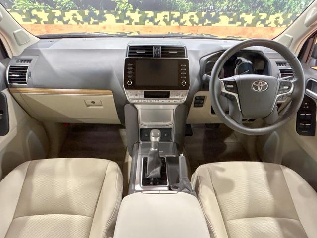 ランドクルーザープラド ＴＸ　Ｌパッケージ　マットブラックエディション　禁煙車　サンルーフ　メーカーナビ　全周囲カメラ　レーダークルーズ　７人乗り　ベージュ革シート　シートエアコン　パワーシート　ルーフレール　ＬＥＤヘッド　ＥＴＣ　オートハイビーム　クリアランスソナー（2枚目）