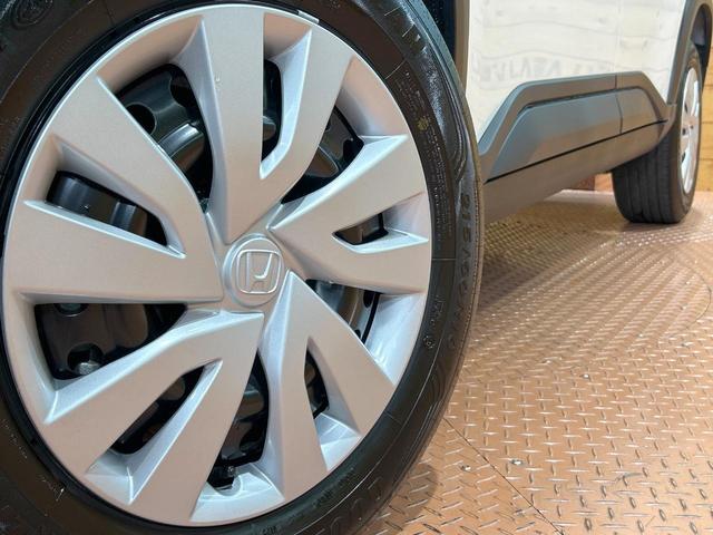 WR-V X 登録済未使用車 純正8型ナビ レーダークルーズ オートハイビーム バックカメラ LEDヘッドライト オートエアコン フルセグ オートライト bluetooth接続 パドルシフト 横滑り防止(13枚目)