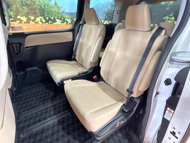 ノア ハイブリッドＸ　禁煙　後席モニター　純正ナビ　両側電動ドア　バックカメラ　スマートキー　ＬＥＤヘッドライト　純正１５インチアルミ　スペアタイヤ　ＥＴＣ　横滑り防止　デュアルエアコン　オートライト　プライバシーガラス（33枚目）