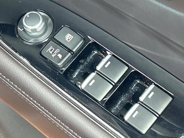 ＣＸ－８ ＸＤ　Ｌパッケージ　禁煙車　全周囲カメラ　ＢＯＳＥサウンド　マツコネナビ　ブラインドスポットモニター　レーダークルーズ　ＬＥＤヘッド＆フォグ　シートヒーター　ＥＴＣ　ヘッドアップディスプレイ　ルーフレール（21枚目）