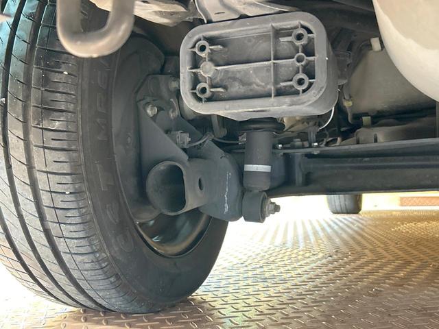 シエンタ Ｇ　禁煙車　両側電動スライドドア　純正ＳＤナビ　バックカメラ　オートエアコン　プッシュスタートシステム　アイドリングストップ　革巻きステアリング　ＥＴＣ　スマートキー（21枚目）