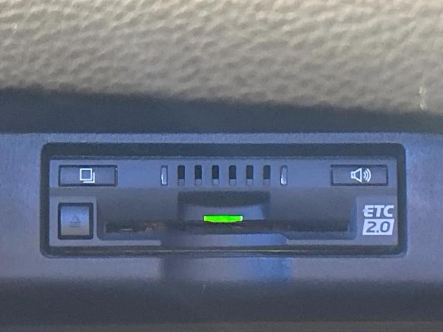 ハリアー プログレス　禁煙車　ＪＢＬ　全周囲カメラ　メーカーナビ　トヨタセーフティセンス　レーダークルーズ　クリアランスソナー　電動リアゲート　ＬＥＤヘッドライト　純正１８インチＡＷ　パワーシート　オートハイビーム　ＥＴＣ（8枚目）