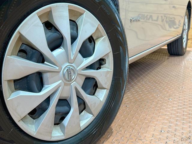 セレナ ＸＶ　禁煙　セーフティーパックＡ　後席モニター　純正９型ナビ　フルセグ　全周囲カメラ　両側電動ドア　ブラインドスポットモニター　クルーズコントロール　クリアランスソナー　オートハイビーム　ＥＴＣ（14枚目）