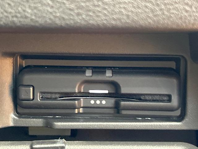 セレナ ＸＶ　禁煙　セーフティーパックＡ　後席モニター　純正９型ナビ　フルセグ　全周囲カメラ　両側電動ドア　ブラインドスポットモニター　クルーズコントロール　クリアランスソナー　オートハイビーム　ＥＴＣ（30枚目）