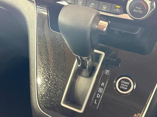 セレナ ＸＶ　禁煙　セーフティーパックＡ　後席モニター　純正９型ナビ　フルセグ　全周囲カメラ　両側電動ドア　ブラインドスポットモニター　クルーズコントロール　クリアランスソナー　オートハイビーム　ＥＴＣ（39枚目）