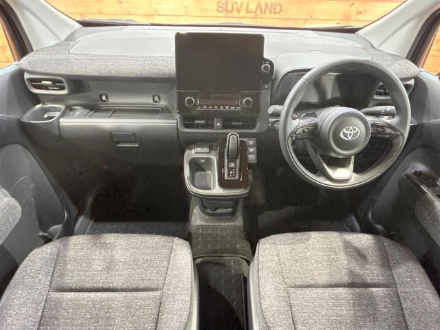 シエンタ ハイブリッドＺ　禁煙車　両側電動ドア　全周囲カメラ　純正１０型ナビ　ブラインドスポットモニター　トヨタセーフティセンス　ＬＥＤヘッドライト　クリアランスソナー　レーダークルーズ　７人乗り　オートエアコン　ＥＴＣ（2枚目）