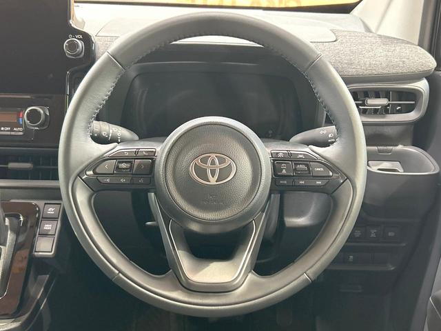 シエンタ ハイブリッドＺ　禁煙車　両側電動ドア　全周囲カメラ　純正１０型ナビ　ブラインドスポットモニター　トヨタセーフティセンス　ＬＥＤヘッドライト　クリアランスソナー　レーダークルーズ　７人乗り　オートエアコン　ＥＴＣ（12枚目）