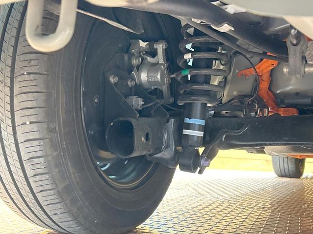 シエンタ ハイブリッドＺ　禁煙車　両側電動ドア　全周囲カメラ　純正１０型ナビ　ブラインドスポットモニター　トヨタセーフティセンス　ＬＥＤヘッドライト　クリアランスソナー　レーダークルーズ　７人乗り　オートエアコン　ＥＴＣ（21枚目）