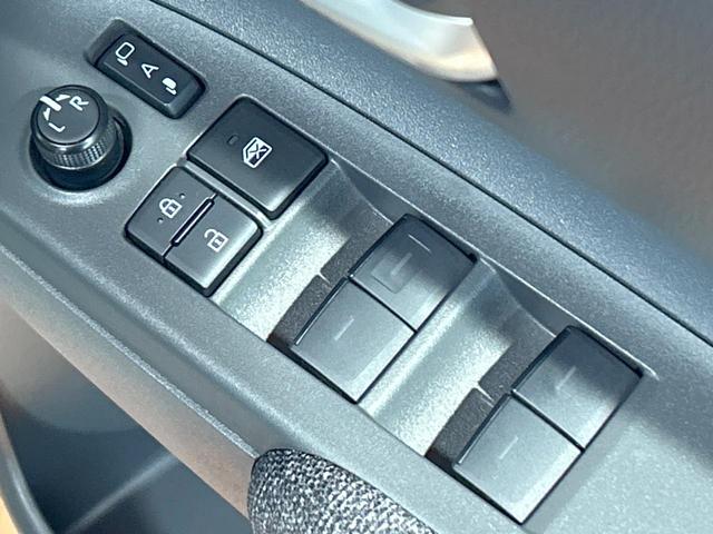 シエンタ ハイブリッドＺ　禁煙車　両側電動ドア　全周囲カメラ　純正１０型ナビ　ブラインドスポットモニター　トヨタセーフティセンス　ＬＥＤヘッドライト　クリアランスソナー　レーダークルーズ　７人乗り　オートエアコン　ＥＴＣ（33枚目）