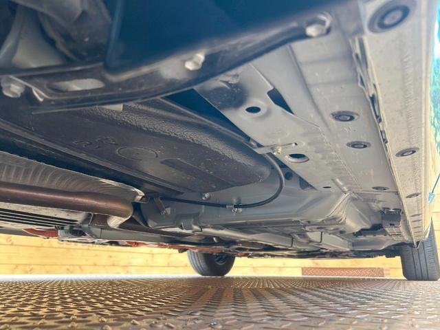 シエンタ ハイブリッドＺ　禁煙車　両側電動ドア　全周囲カメラ　純正１０型ナビ　ブラインドスポットモニター　トヨタセーフティセンス　ＬＥＤヘッドライト　クリアランスソナー　レーダークルーズ　７人乗り　オートエアコン　ＥＴＣ（58枚目）