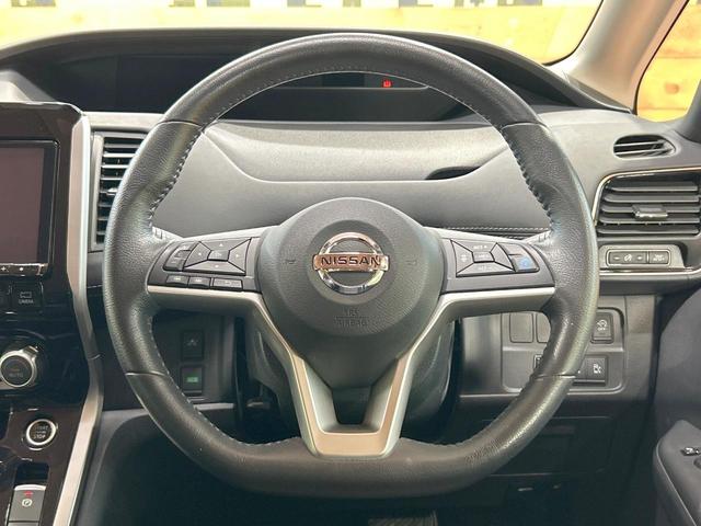 セレナ ハイウェイスター　ＶセレクションＩＩ　禁煙　セーフティパックＢ　ＢＩＧＸ９型ナビ　全周囲カメラ　インテリジェントルームミラー　両側電動ドア　アイドリングストップ　ＥＴＣ　リアエアコン　ＬＥＤヘッドライト　純正１６インチアルミ（12枚目）