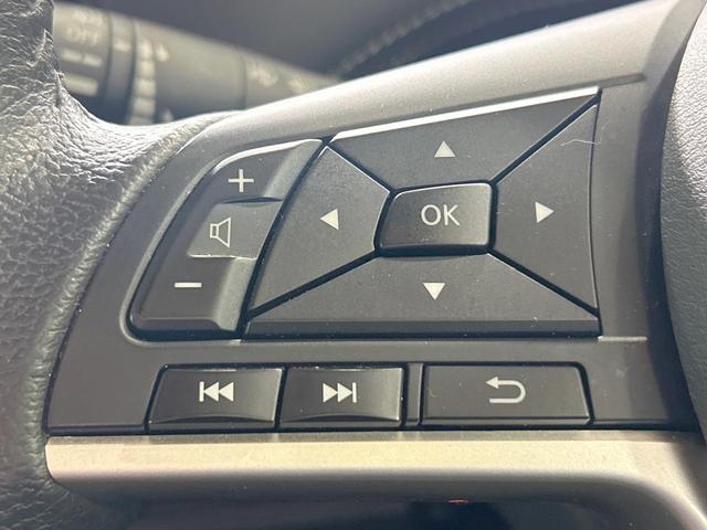 セレナ ハイウェイスター　ＶセレクションＩＩ　禁煙　セーフティパックＢ　ＢＩＧＸ９型ナビ　全周囲カメラ　インテリジェントルームミラー　両側電動ドア　アイドリングストップ　ＥＴＣ　リアエアコン　ＬＥＤヘッドライト　純正１６インチアルミ（28枚目）