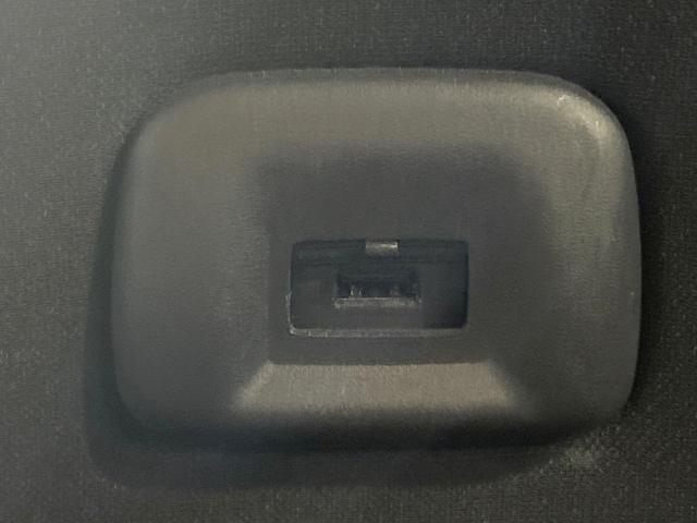 セレナ ハイウェイスター　ＶセレクションＩＩ　禁煙　セーフティパックＢ　ＢＩＧＸ９型ナビ　全周囲カメラ　インテリジェントルームミラー　両側電動ドア　アイドリングストップ　ＥＴＣ　リアエアコン　ＬＥＤヘッドライト　純正１６インチアルミ（41枚目）