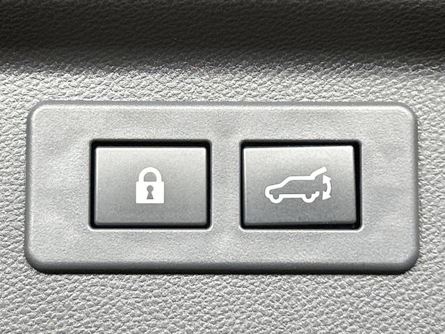 フォレスター Ｘ－エディション　禁煙　ＤＩＡＴＯＮＥナビ　電動リアゲート　スマートビューミラー　ブラインドスポットモニター　アイドリングストップ　ＥＴＣ　パワーシート　ルーフレール　シートヒーター　ステアリングヒーター　パドルシフト（5枚目）